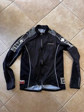 Assos Swizerland Cycling Jacket - Windproof Zip Cycling Jersey - Mens XL - Black